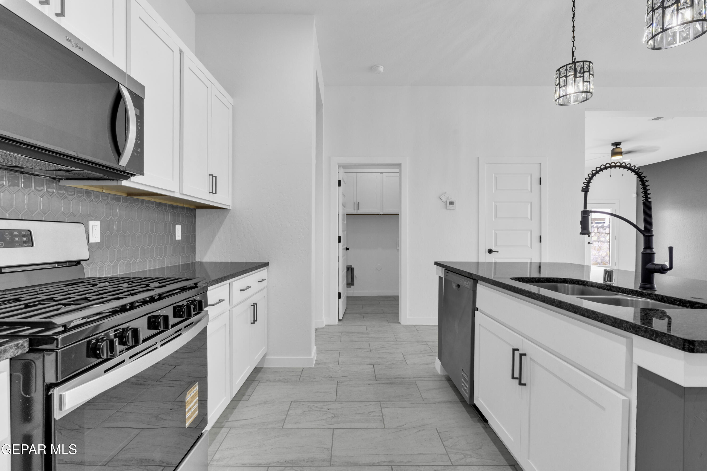 1416 Dylan Place El Paso, TX 79928 - Photo 21 of 45 2 (27)