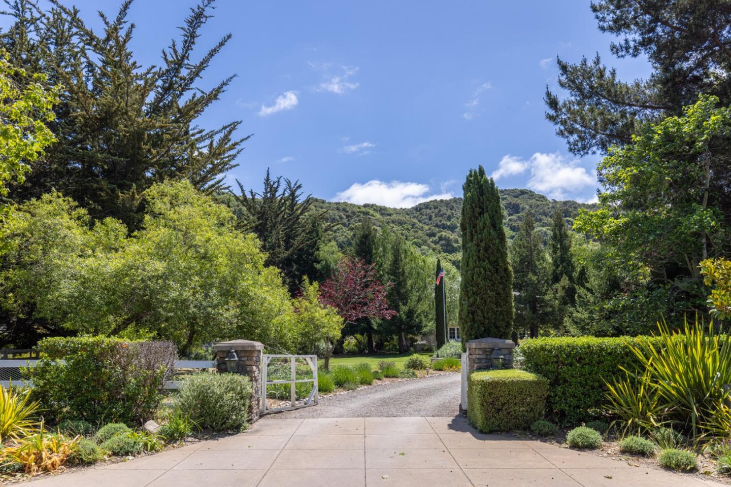 8680 River Meadows Road Carmel, CA 93923 - Photo 36 of 38 a view of a garden