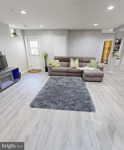 $1,900 | 12902 Crickmore Trace, Bowie, MD 20720