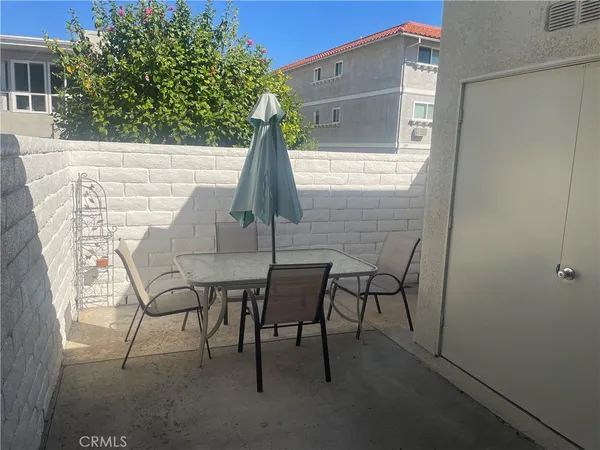$355,000 | 2189 Via Mariposa East, Unit R, Laguna Woods, CA 92637