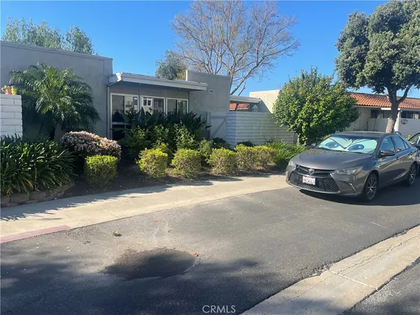 $355,000 | 2189 Via Mariposa East, Unit R, Laguna Woods, CA 92637