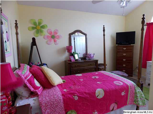 305 St Charles Way Helena, AL 35080 - Photo 11 of 24