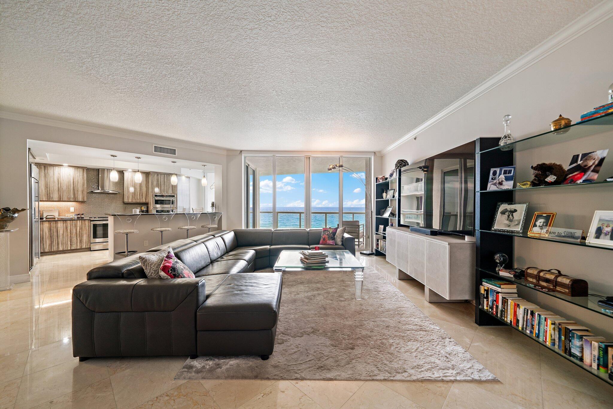 4600 North Ocean Drive, Unit 703 Singer Island, FL 33404 - Photo 13 of 65 038-4600NOceanDr-703-SingerIsland-SMALL
