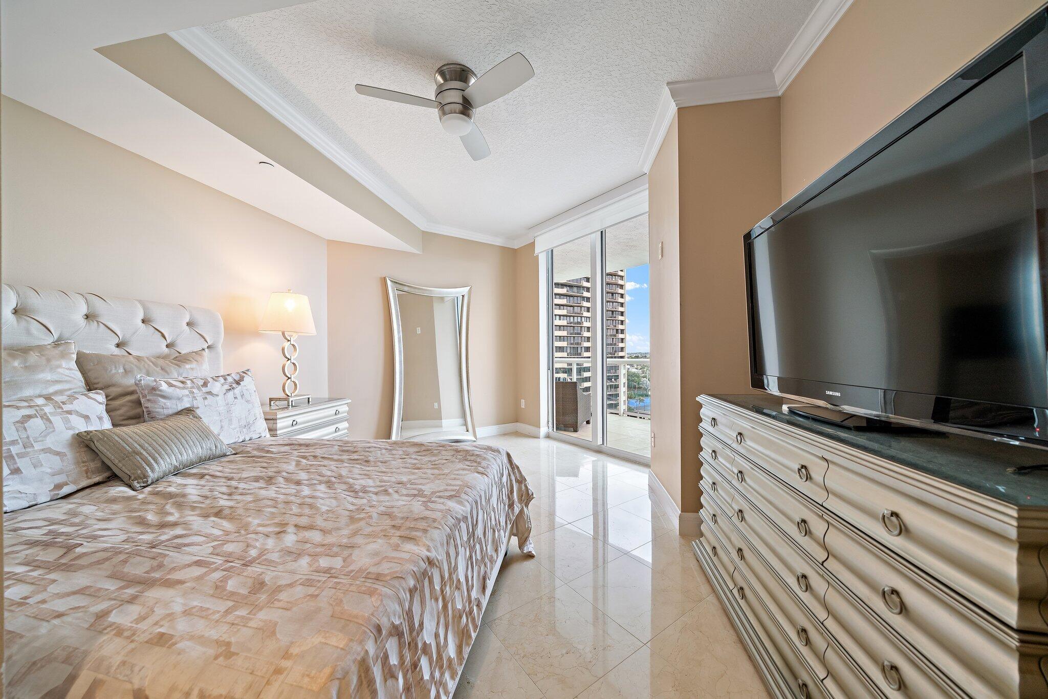 4600 North Ocean Drive, Unit 703 Singer Island, FL 33404 - Photo 25 of 65 070-4600NOceanDr-703-SingerIsland-SMALL