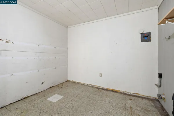 an empty room
