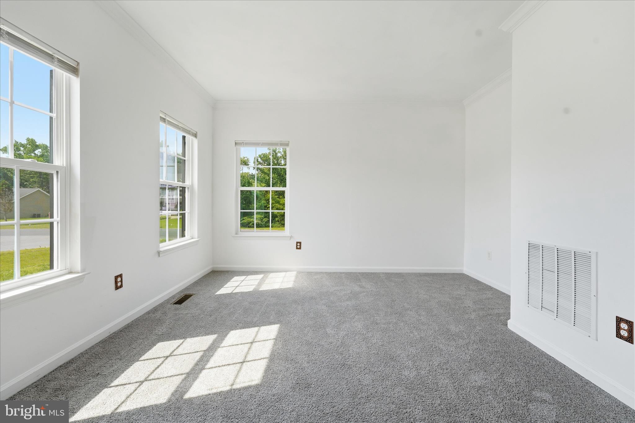 21 Whirlpool Way Falling Waters, WV 25419 - Photo 4 of 56 Living Room