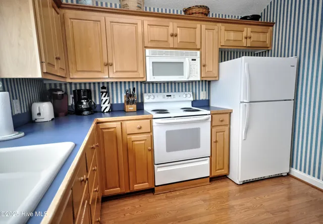 $985,000 | 161 Brunswick Avenue East, Holden Beach, NC 28462