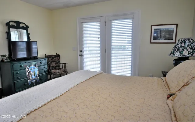 $985,000 | 161 Brunswick Avenue East, Holden Beach, NC 28462