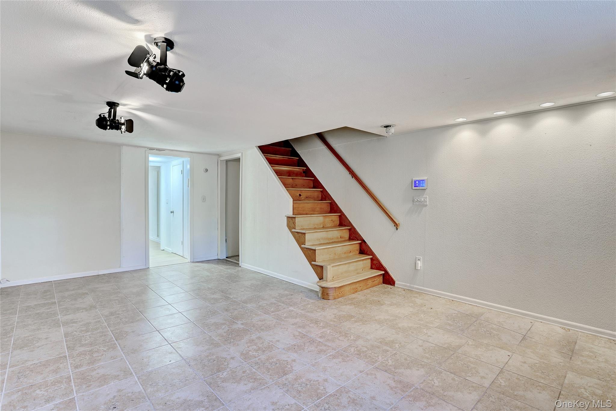 160 Pascack Road Chestnut Ridge, NY 10965 - Photo 16 of 25 wooden floor in an empty room