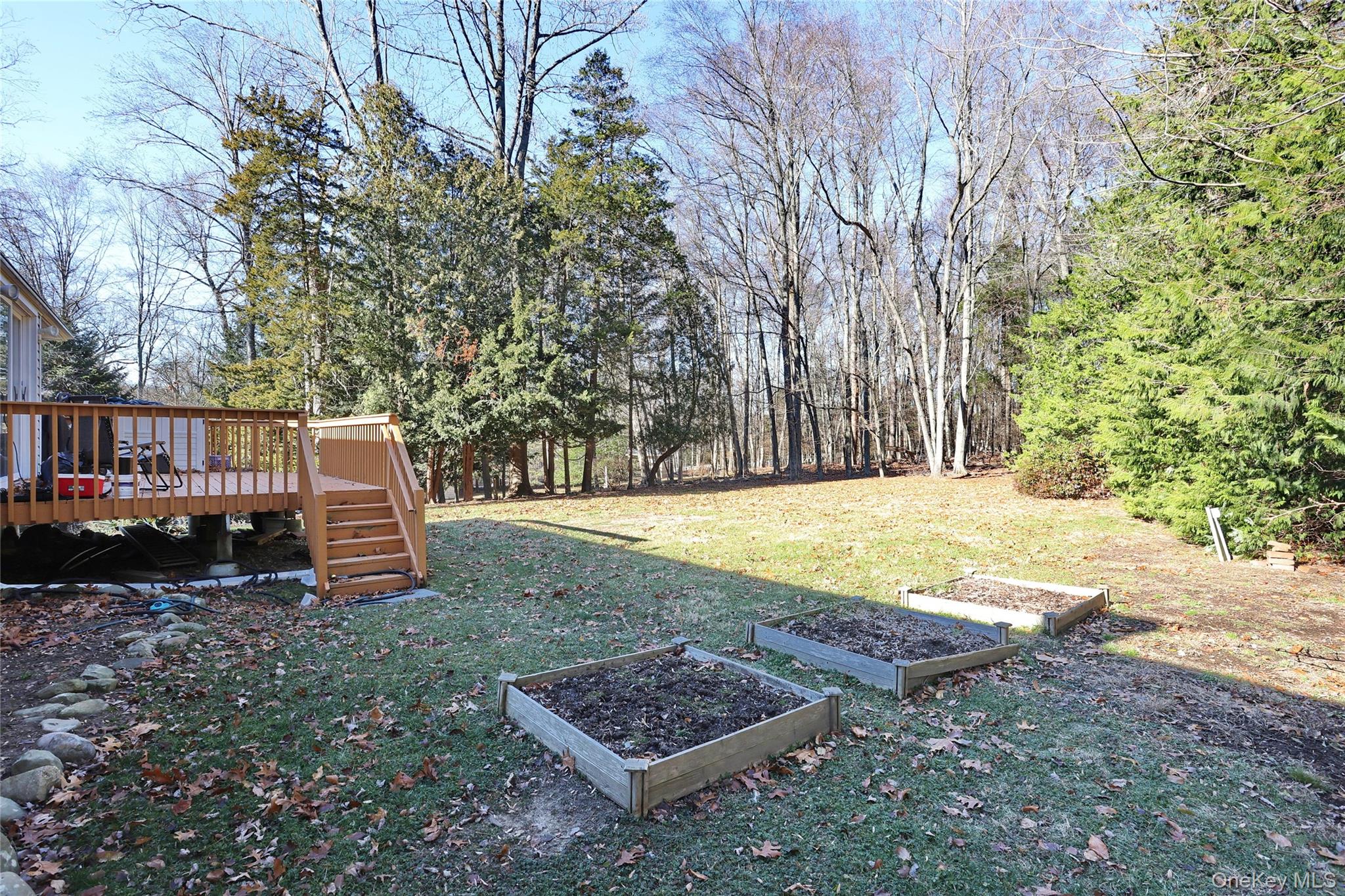 160 Pascack Road Chestnut Ridge, NY 10965 - Photo 25 of 25 a view of backyard with wooden fence