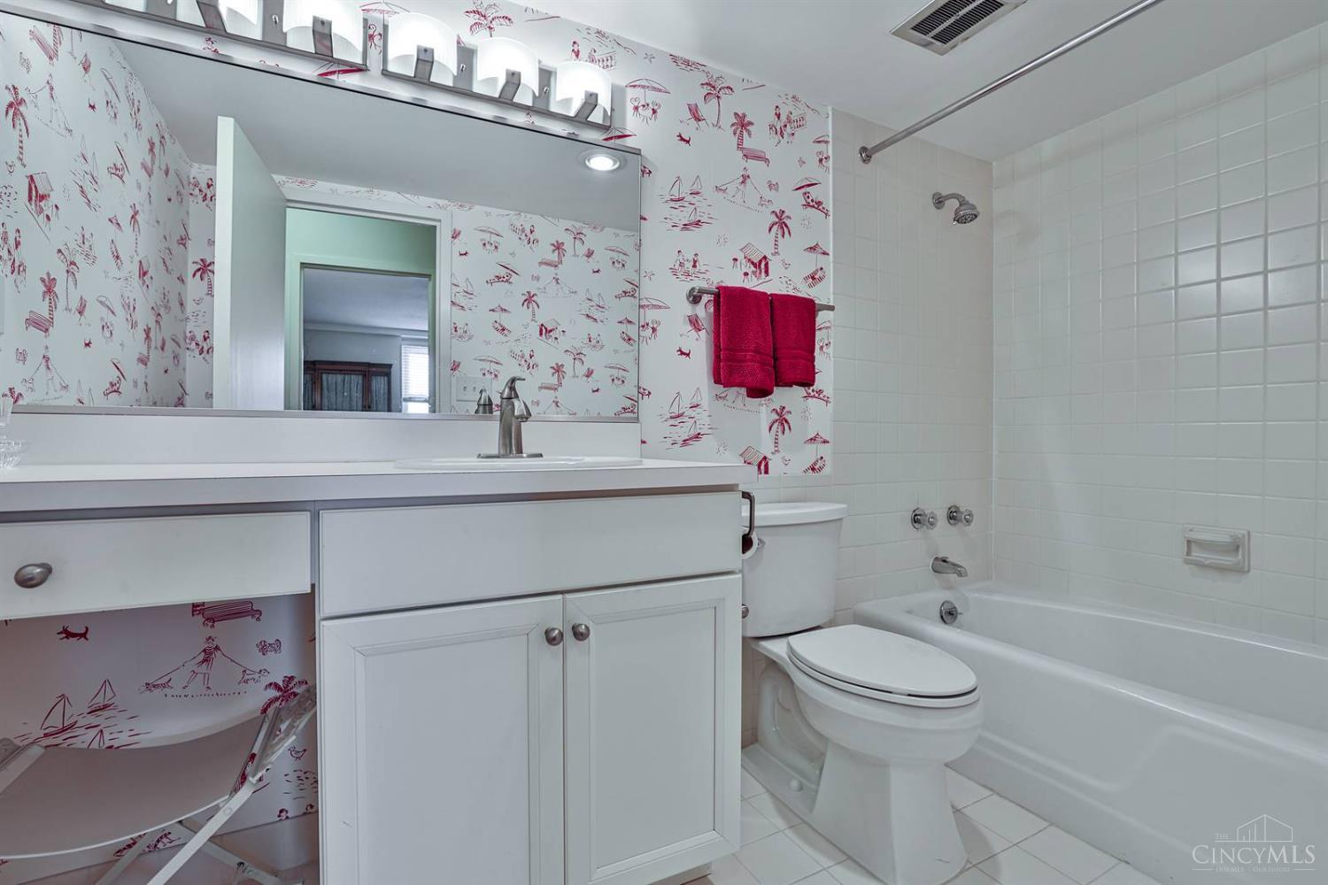 2444 Madison Road, Unit 1908 Cincinnati, OH 45208 - Photo 25 of 43 Gallery Image 25