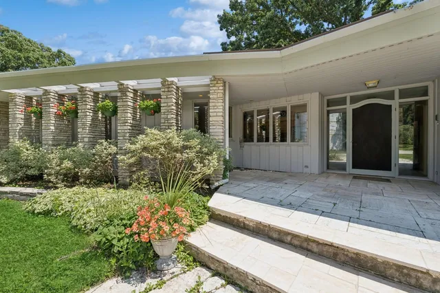 $3,250,000 | W1800 County Road B, Bloomfield, WI 53128