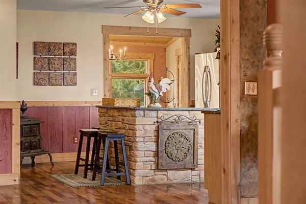 $1,175,000 | 2287 West Hanover Road, Hanover, IL 61041