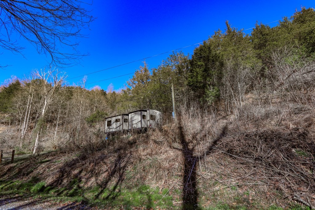 2922 Crossfield Road Bybee, TN 37713 - Photo 25 of 27 Gallery Image 25