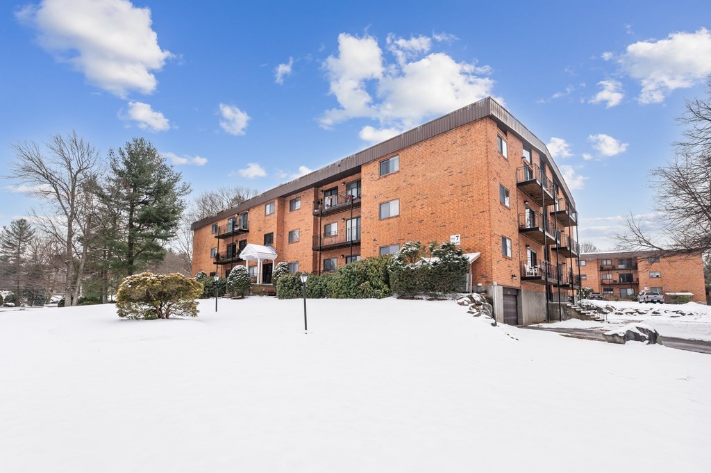 181 Littleton Road, Unit 232 Chelmsford, MA 01824 - Photo 20 of 20 Gallery Image 20