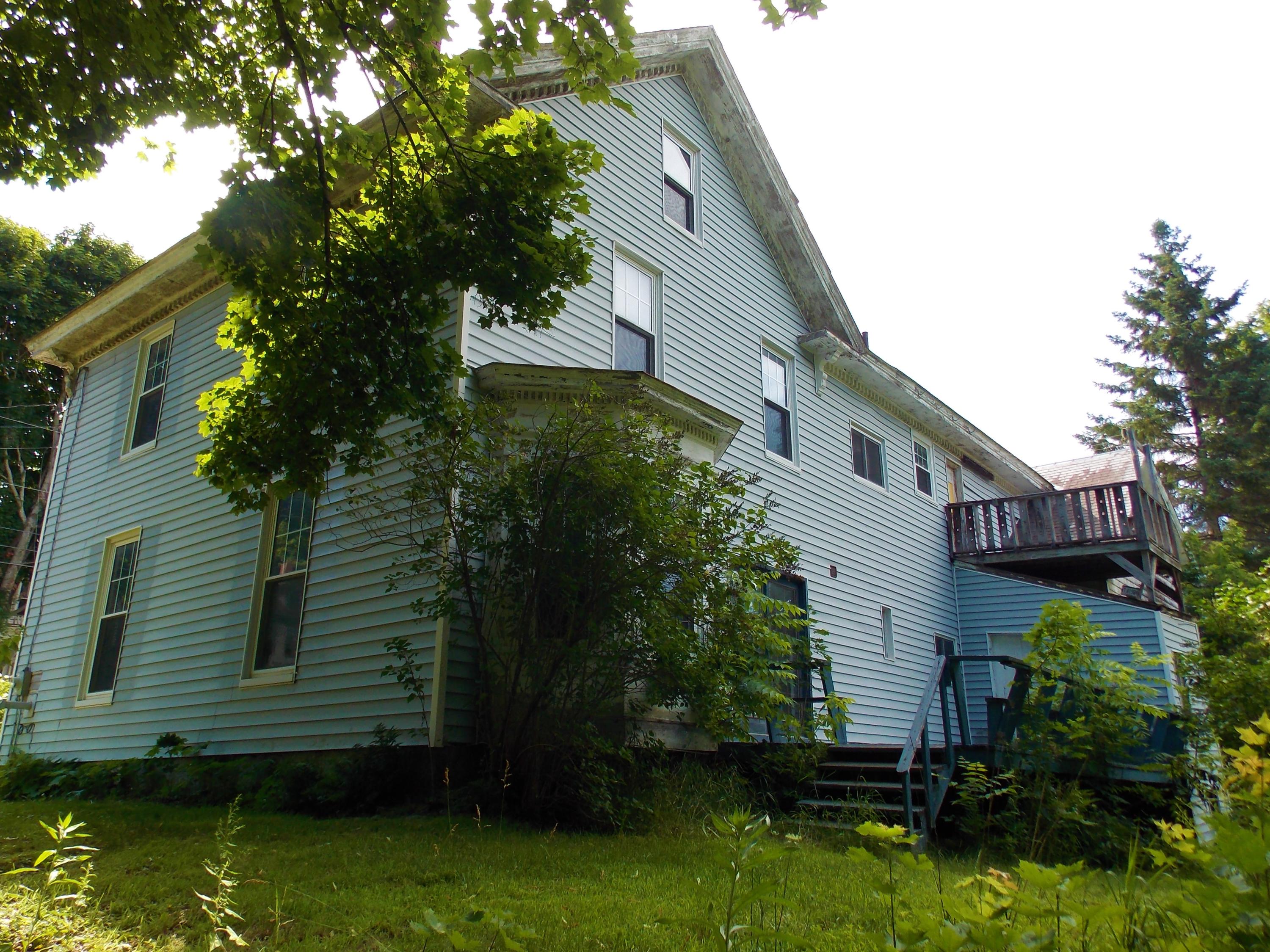 107 Spring Street Dexter, ME 04930 - Photo 6 of 43 DSCN2658