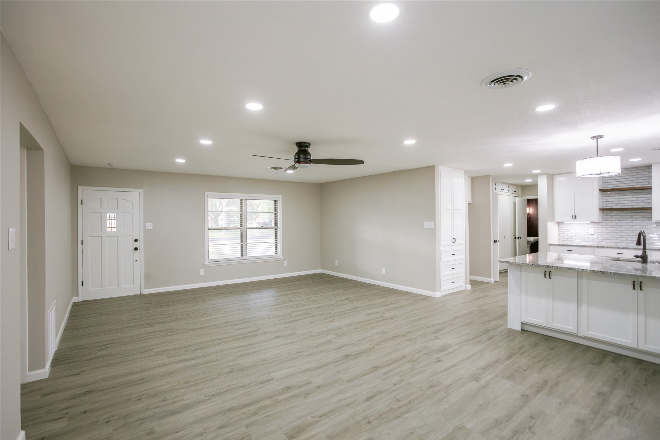 506 Rhodes Road Victoria, TX 77904 - Photo 14 of 48 Gallery Image 14
