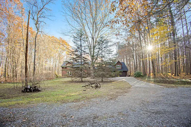 $735,000 | 6570 145th Avenue, Holland, MI 49423