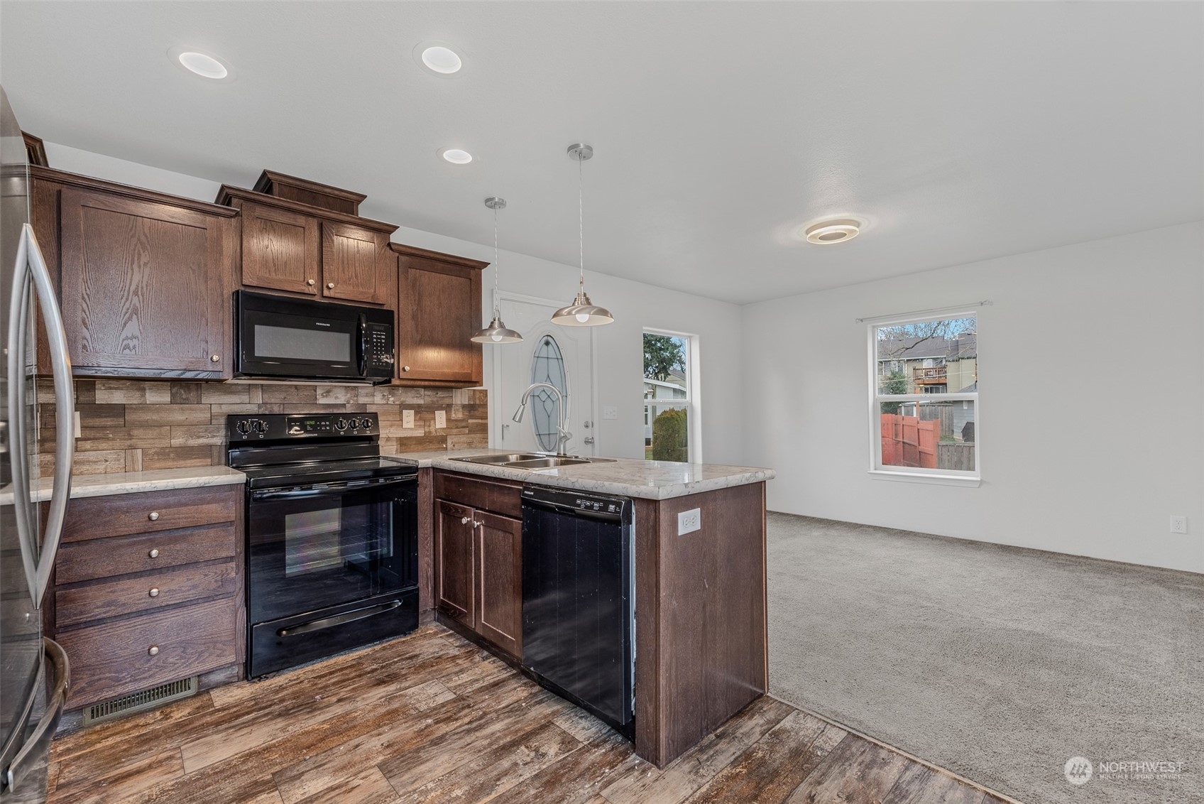 9700 Southwest Tualatin Road, Unit 48 Tualatin, OR 97062 - Photo 10 of 28