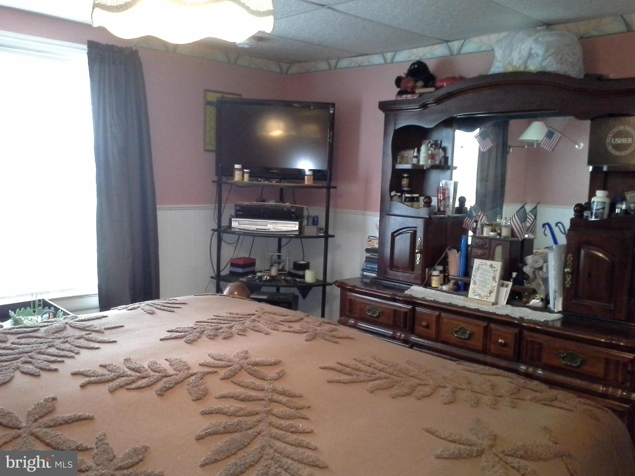 5520 Whitwood Road Baltimore, MD 21206 - Photo 22 of 28 View