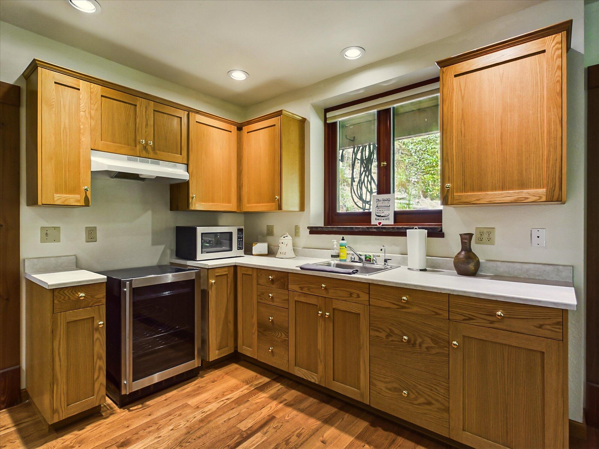451 Tip Top Ridge Road McKinleyville, CA 95519 - Photo 38 of 129