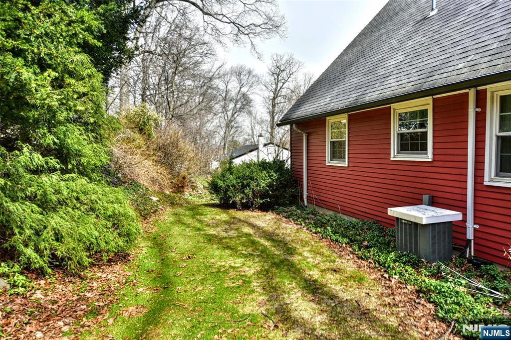 60 Highland Road Bloomingdale, NJ 07403 - Photo 24 of 30
