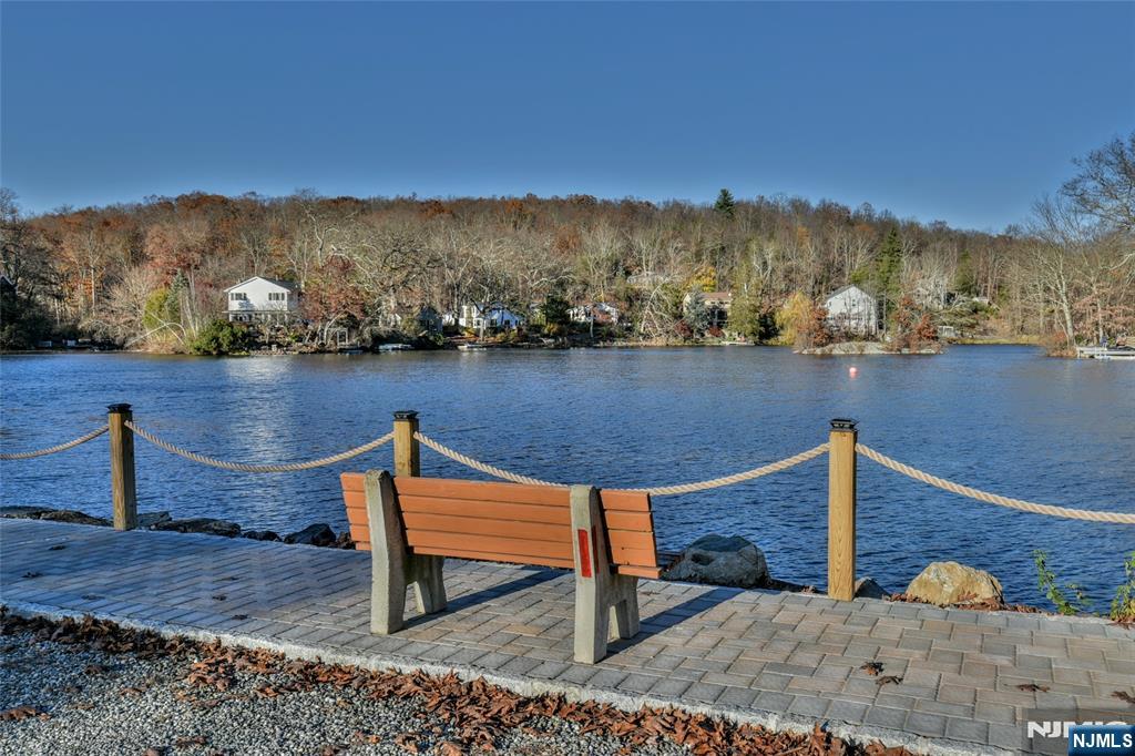 60 Highland Road Bloomingdale, NJ 07403 - Photo 30 of 30