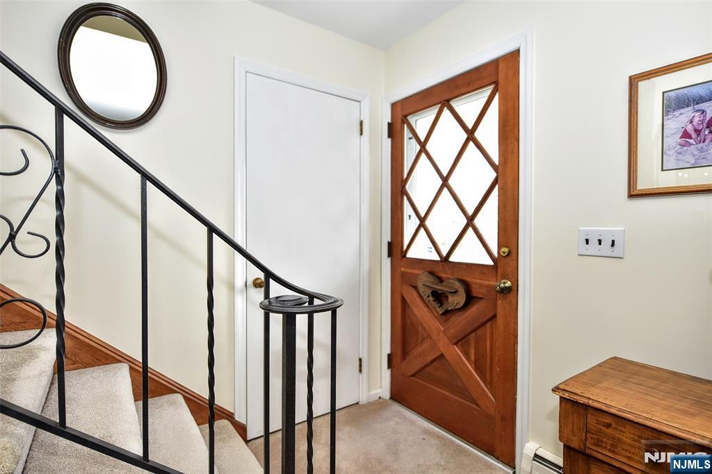 60 Highland Road Bloomingdale, NJ 07403 - Photo 4 of 30