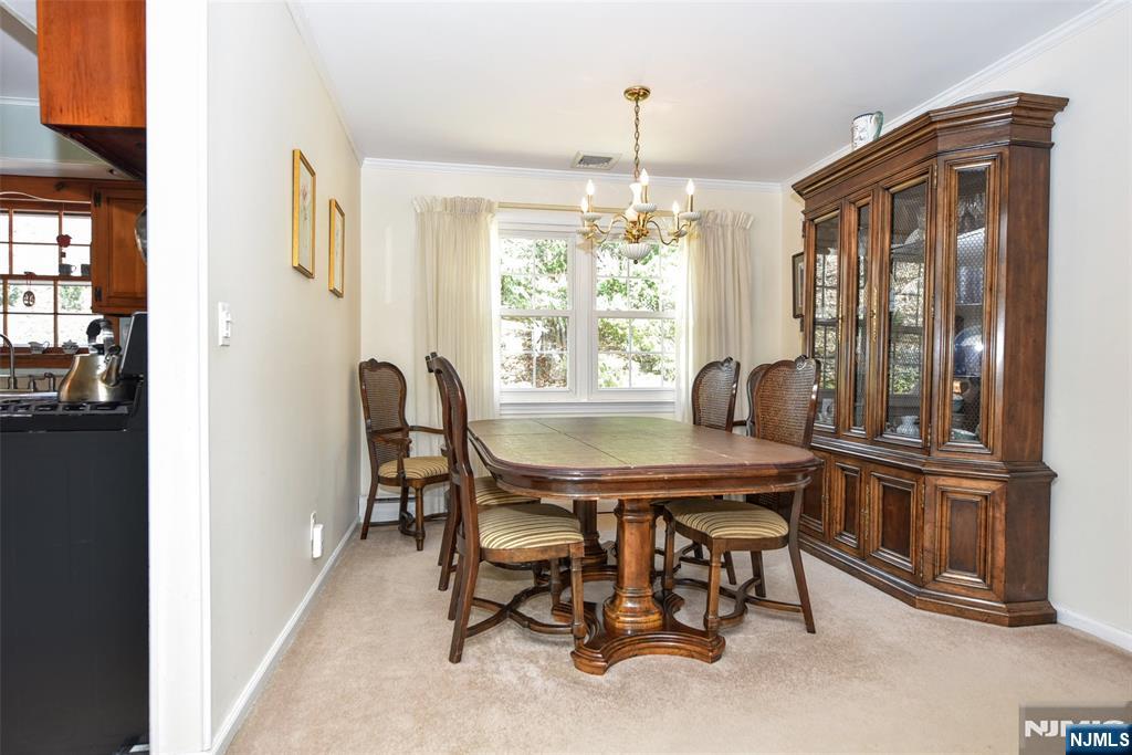60 Highland Road Bloomingdale, NJ 07403 - Photo 9 of 30
