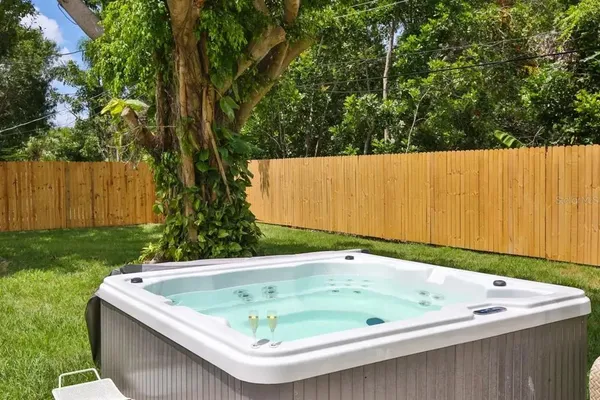 a view of a bathtub