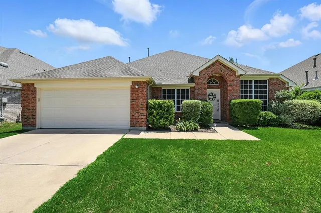 $399,990 | 12032 Vienna Apple Road, Fort Worth, TX 76244