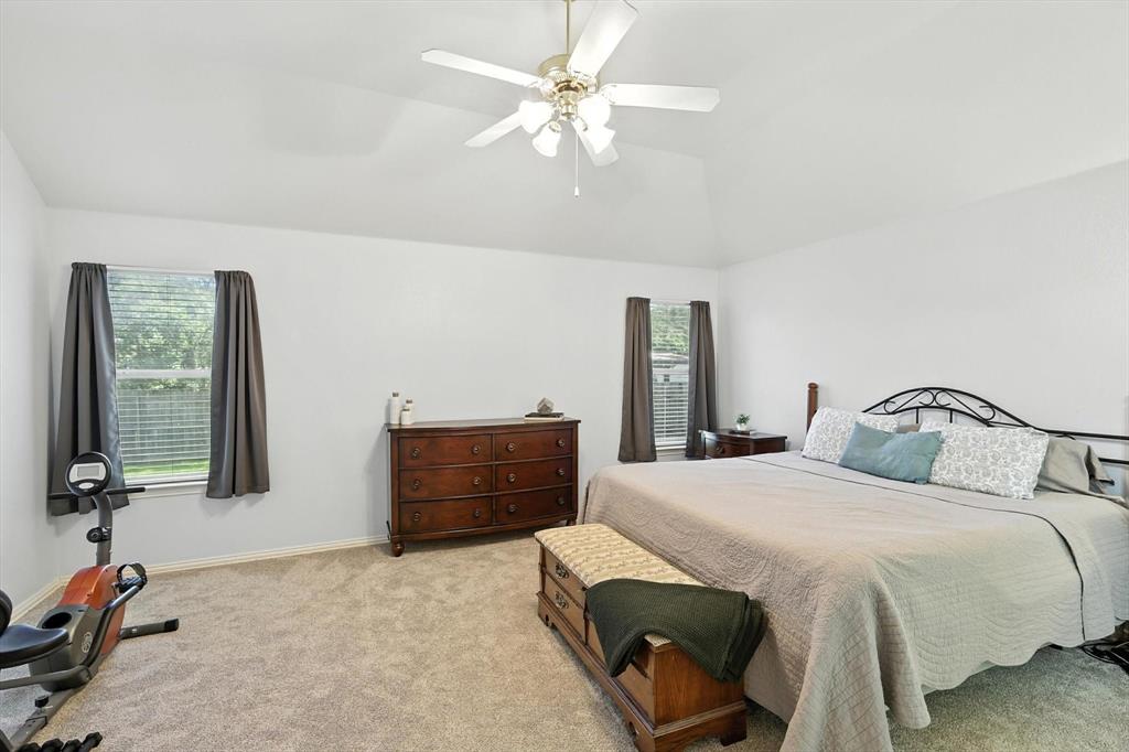 12032 Vienna Apple Road Fort Worth, TX 76244 - Photo 11 of 24