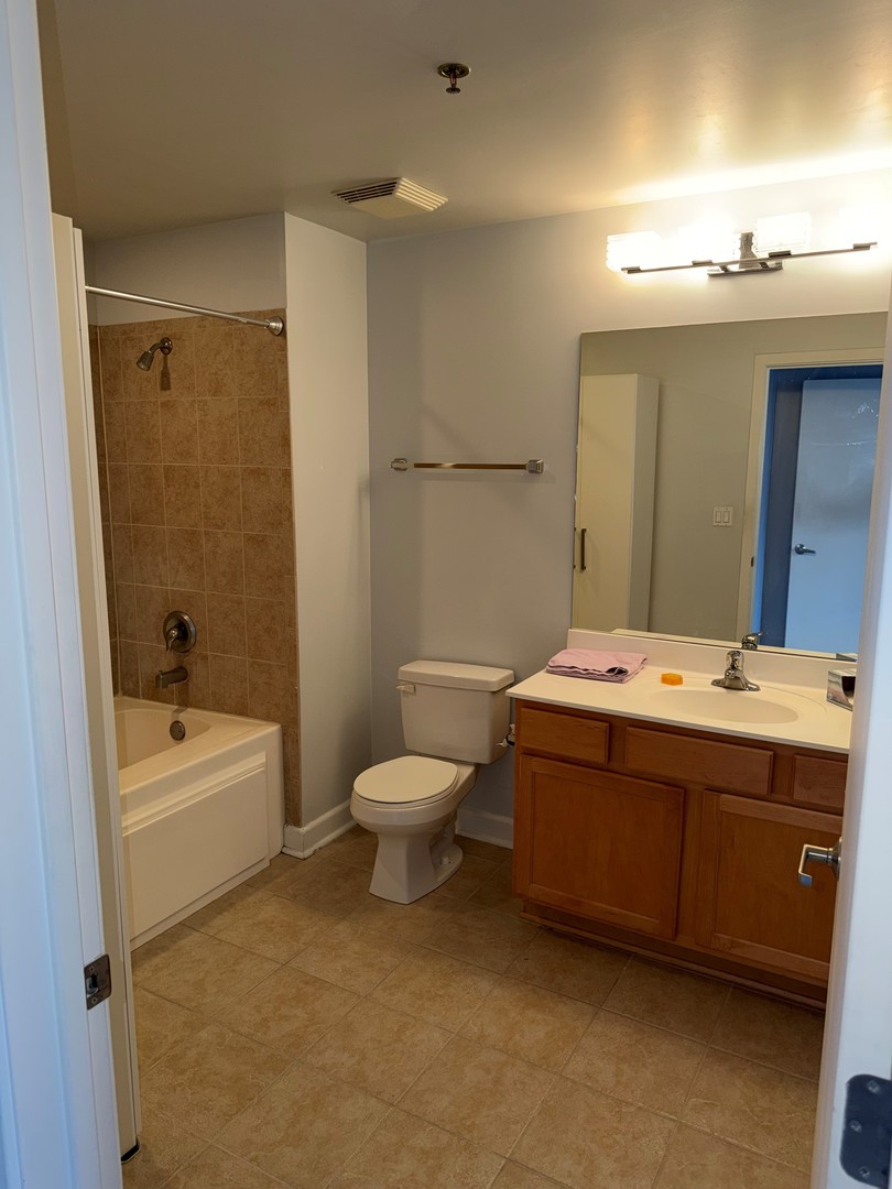 1305 South Michigan Avenue, Unit 1612 Chicago, IL 60605 - Photo 6 of 11