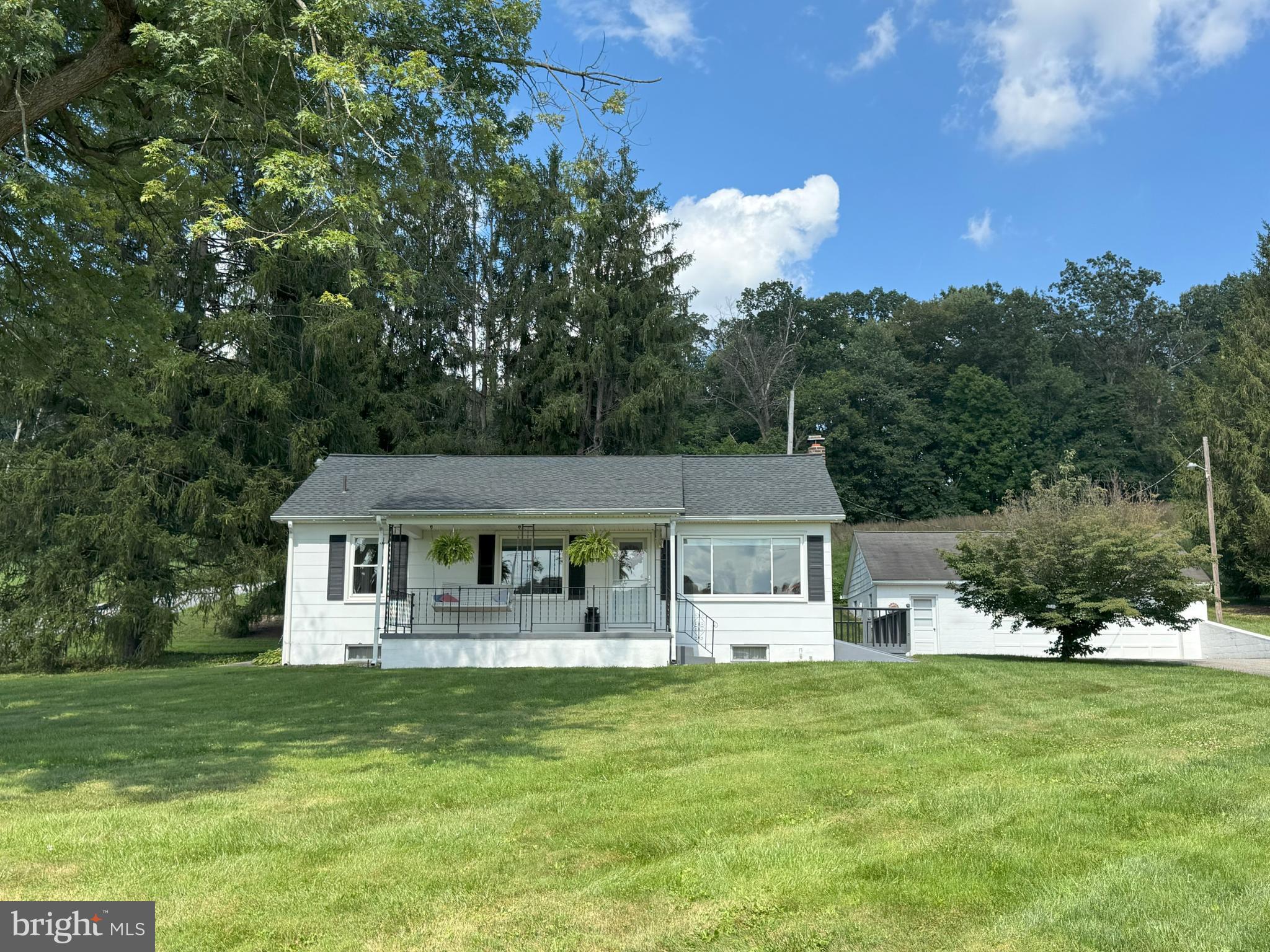3267 Davis Valley Road Stewartstown, PA 17363 - Photo 1 of 42 Gallery Image 1