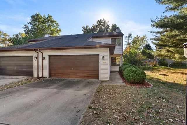 $225,000 | 515 Clearwater Drive, Unit 515, Champaign, IL 61822