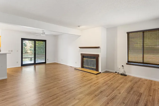 $219,900 | 515 Clearwater Drive, Unit 515, Champaign, IL 61822