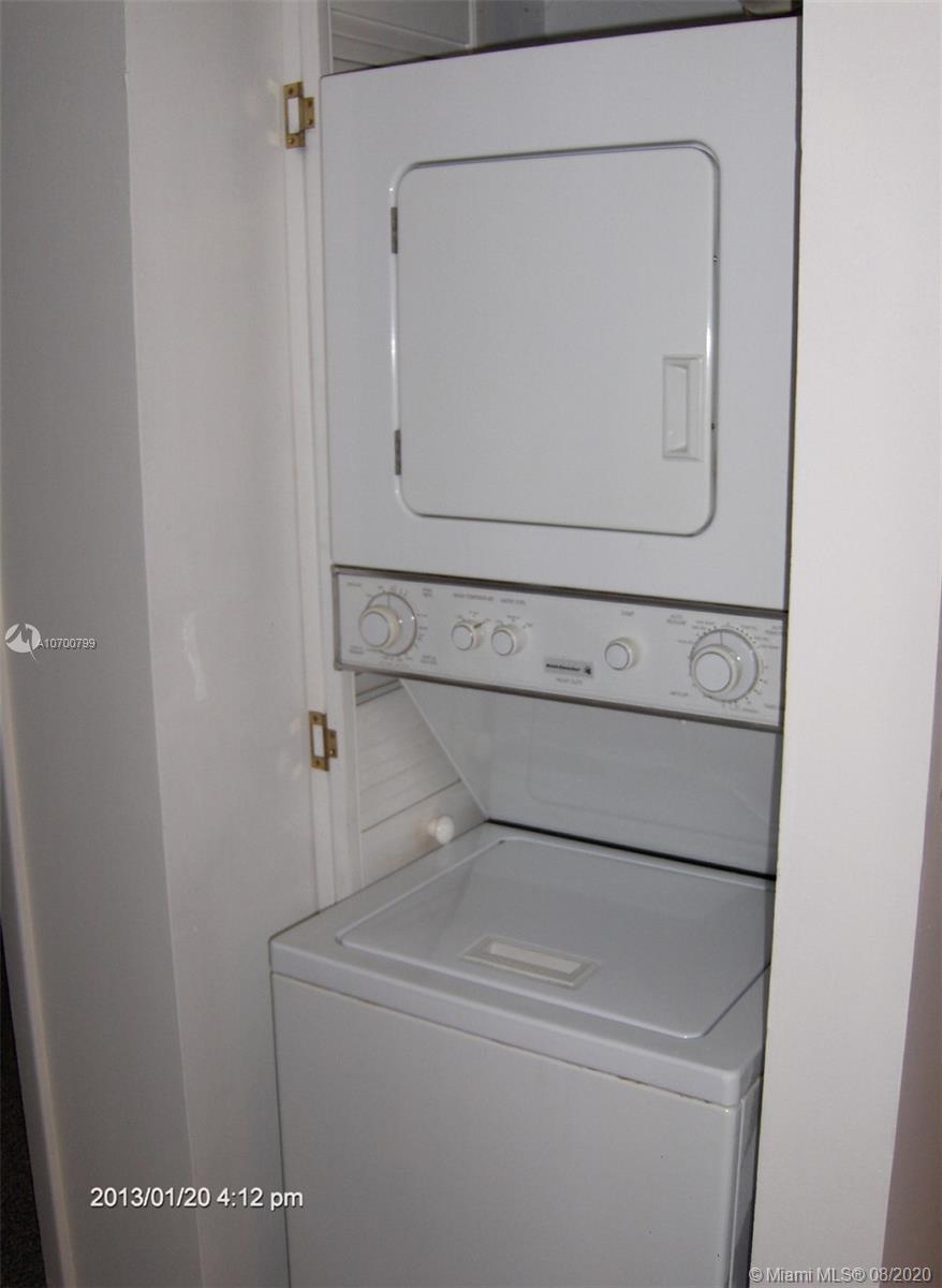 9727 Southwest 138th Avenue, Unit IC2L Miami, FL 33186 - Photo 41 of 44 Laundry Washer & Dryer