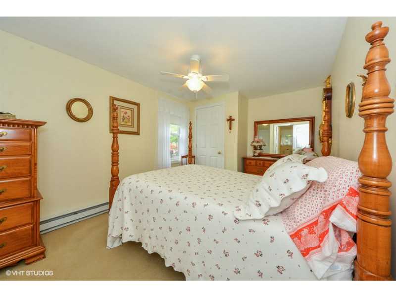 80 Mautucket Road South Kingstown, RI 02879 - Photo 8 of 15 Master Bedroom.