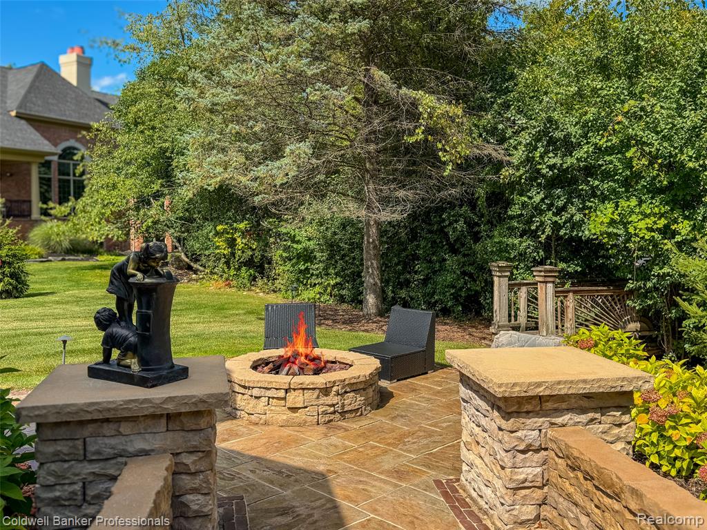 3755 Walnut Brook Drive Rochester Hills, MI 48309 - Photo 76 of 80