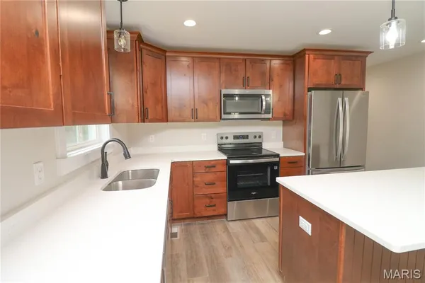 $269,900 | 1011 Napoleon Drive, Bonne Terre, MO 63628
