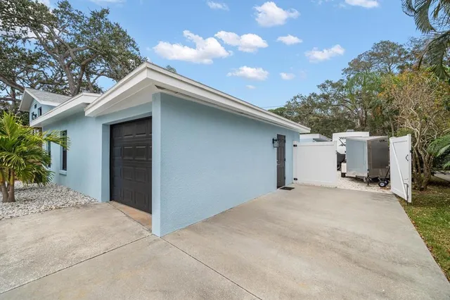 $849,000 | 1881 San Mateo Drive, Dunedin, FL 34698