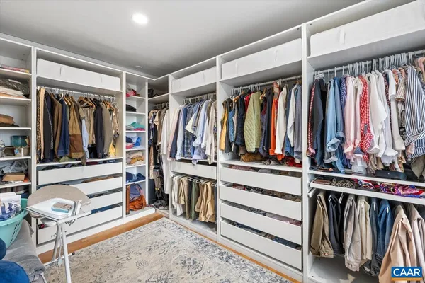 $1,375,000 | 23494 Village Road, Unionville, VA 22567