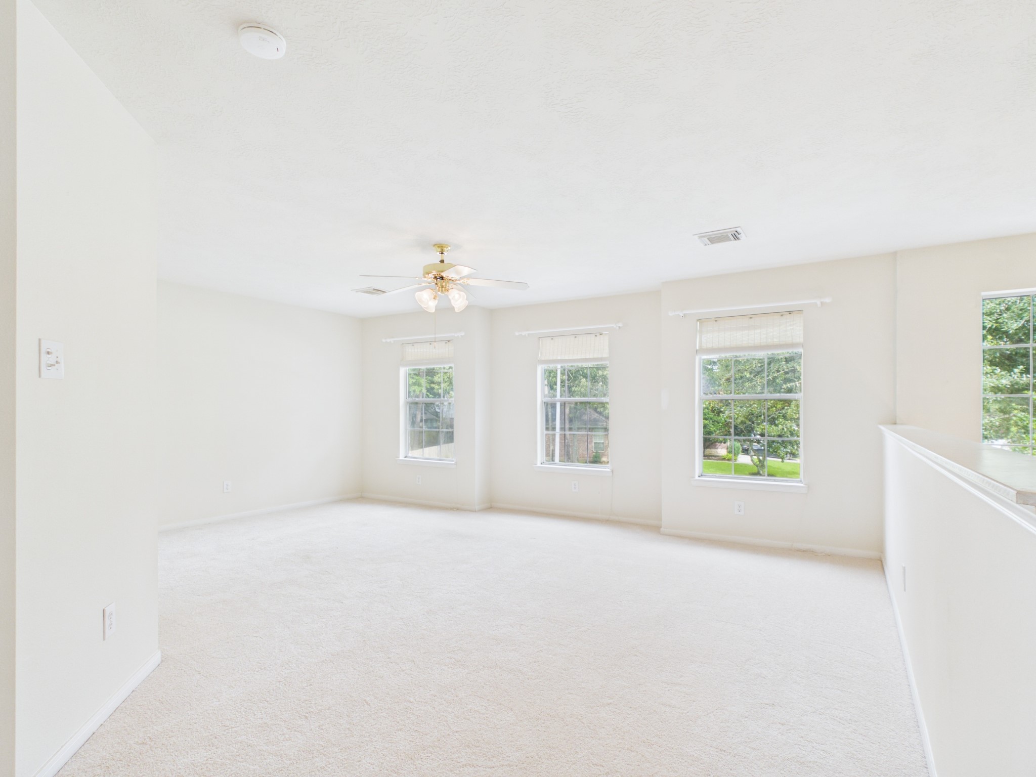 4702 Rolling View Court Houston, TX 77345 - Photo 19 of 27