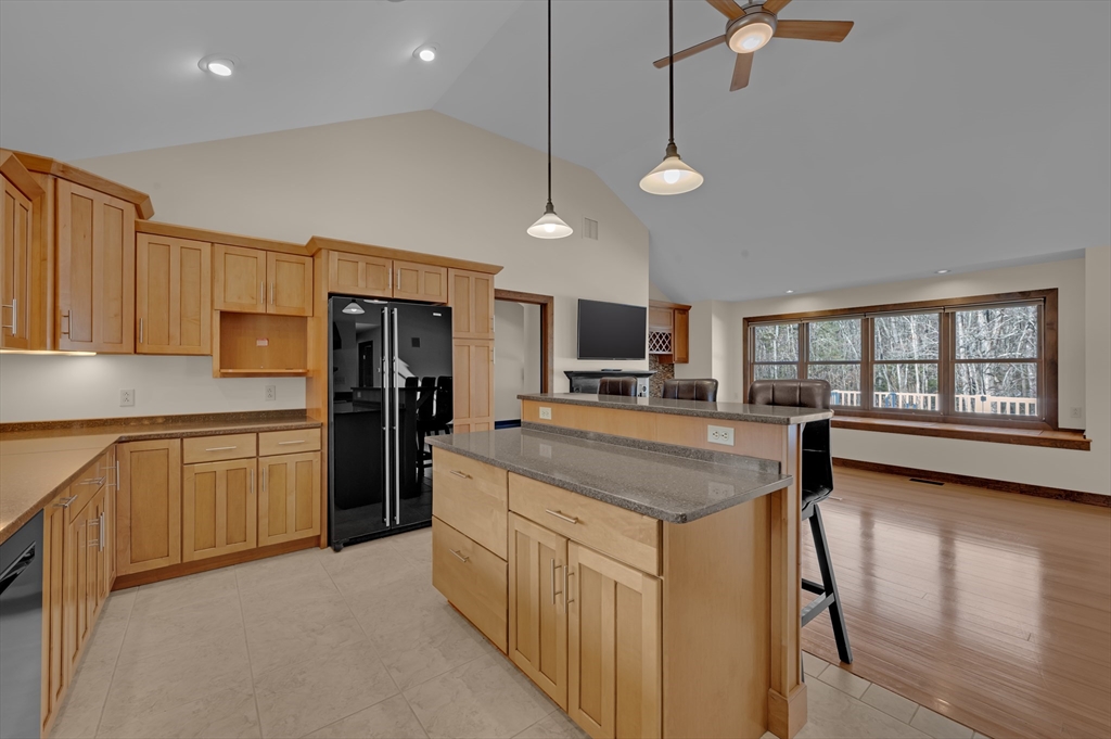 2824 Greenwich Road Hardwick, MA 01082 - Photo 13 of 36
