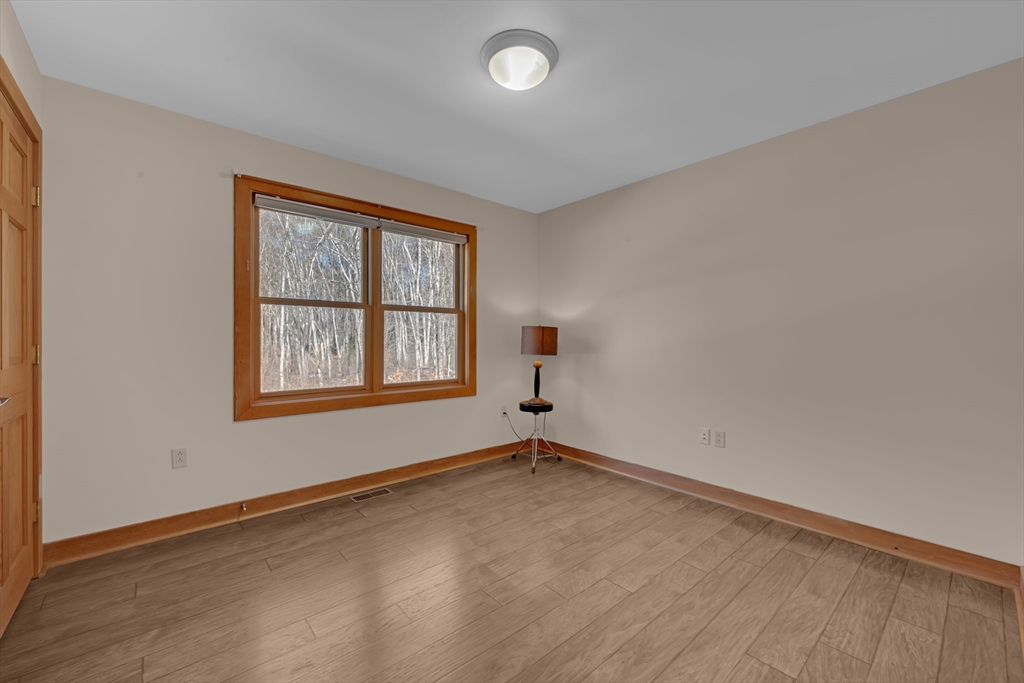 2824 Greenwich Road Hardwick, MA 01082 - Photo 24 of 36