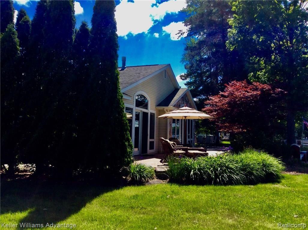 10210 Buhl Road Pinckney, MI 48169 - Photo 14 of 41 fullsizeoutput_45c8.jpeg