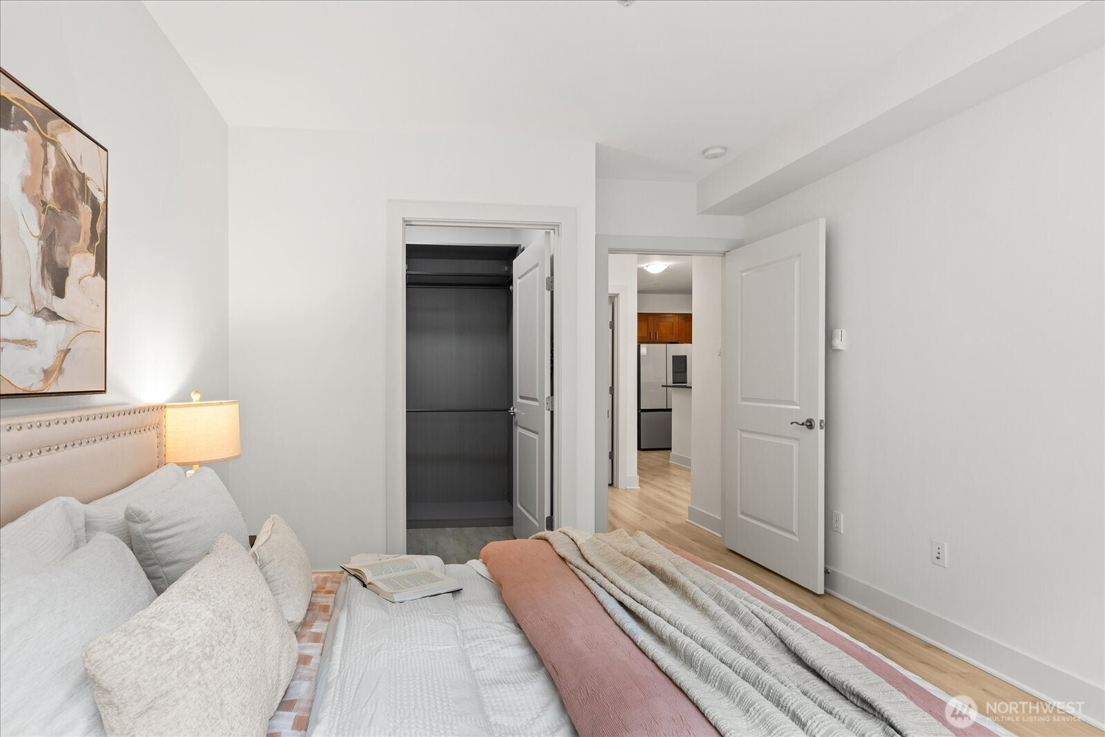 51 Pine Street, Unit 201 Edmonds, WA 98020 - Photo 18 of 36