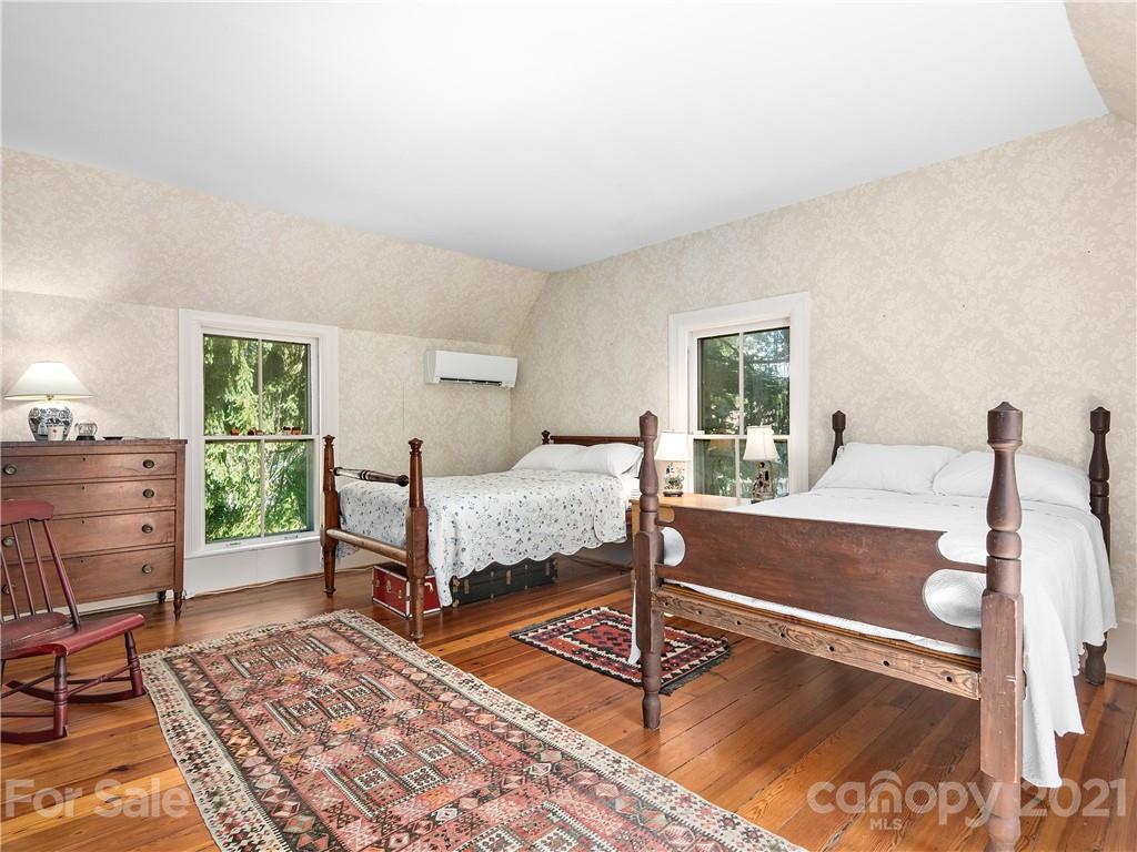 310 Vanderbilt Road Asheville, NC 28803 - Photo 26 of 46 Gallery Image 26