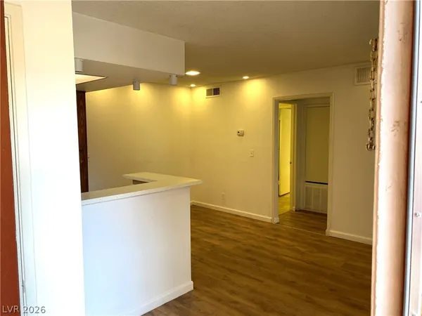 $1,100 | 1455 East Katie Avenue, Unit K21, Las Vegas, NV 89119