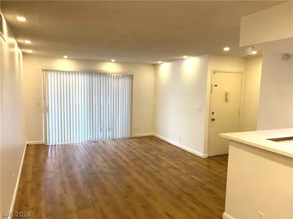 $1,100 | 1455 East Katie Avenue, Unit K21, Las Vegas, NV 89119